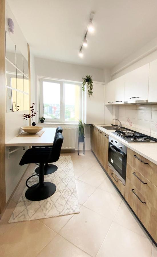 Ferienwohnung Iulius Loft Iasi Exterior foto