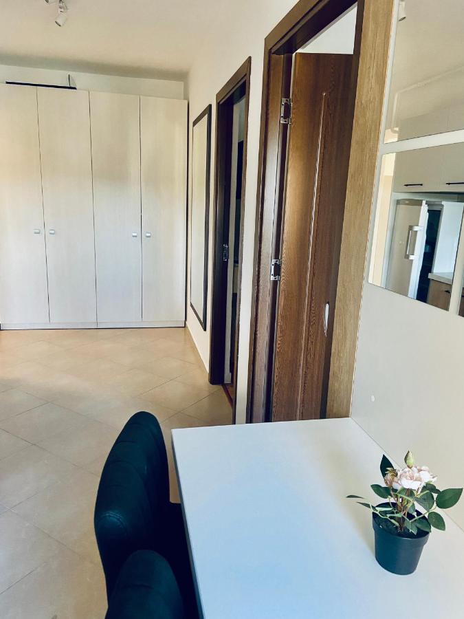 Ferienwohnung Iulius Loft Iasi Exterior foto